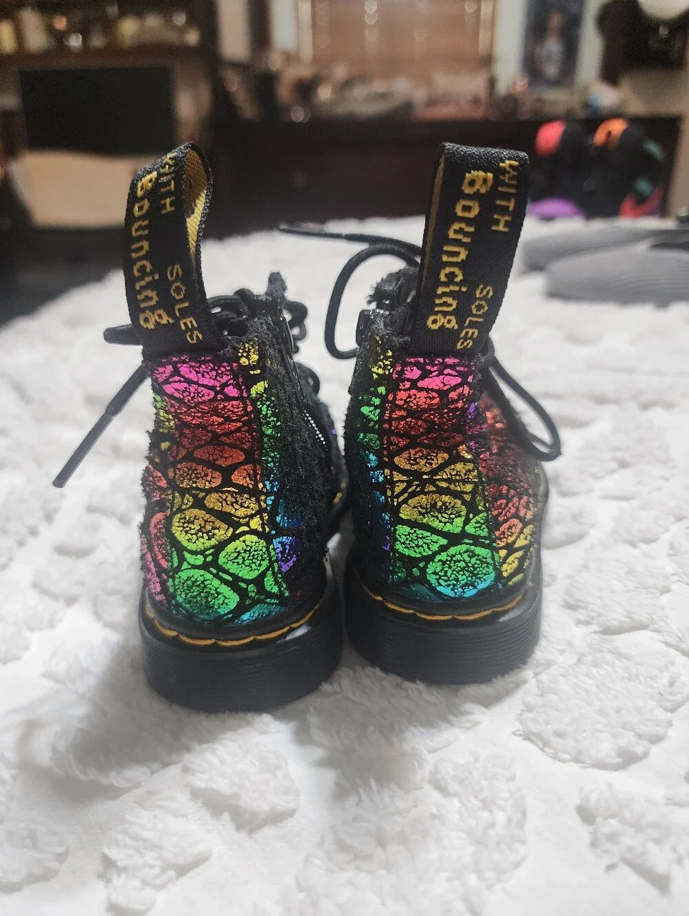 DR. MARTENS Pascal Girl's Metallic Rainbow Croc Mermaid Zip Punk Boots Infant 4